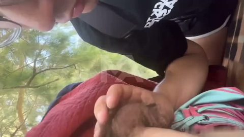 Mamada al Mendigo Hetero Argentino