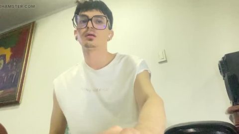 Horny guy wanting someone to suck his dick then he wank his dick part 1