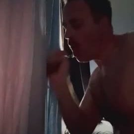 Gloryhole cumdump massiv load