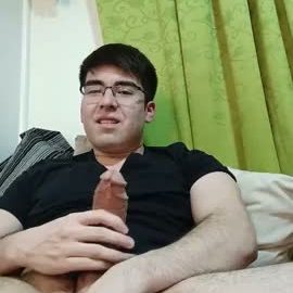 Nerdy dude with a huge cock